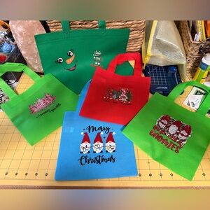 Hand Pressed Set of 5 Holiday Reusable Gift Bags!
